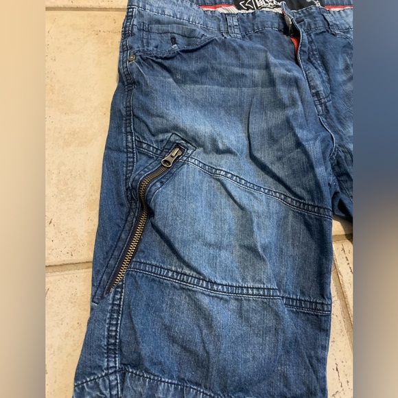 Dark Black by ProjekRaw Denim Cargo Shorts - Size 31 - Picture 6 of 7